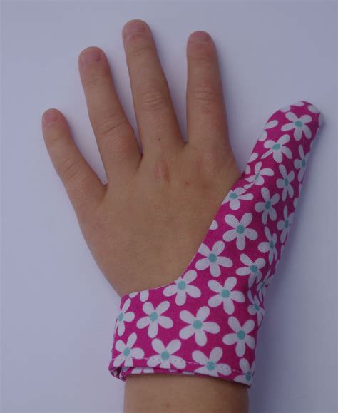 SEW A THUMB GUARD .